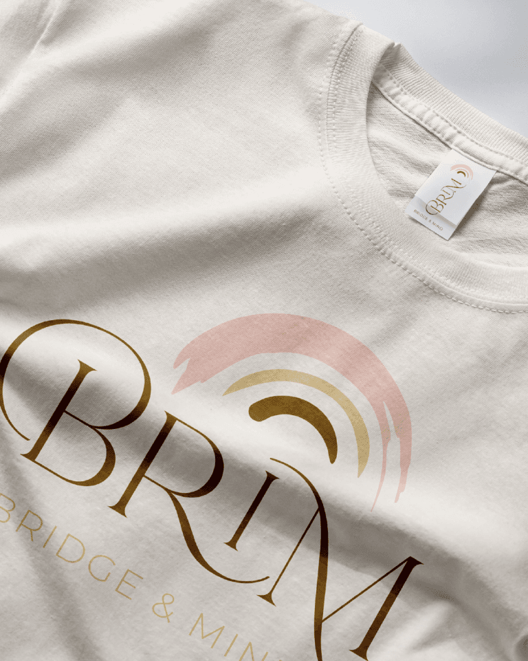 BRIM - aplikace loga na textil